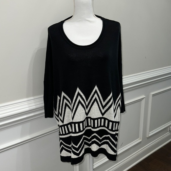 Hannah Boho Black and White Round Neck 3/4 Sleeve Sweater size XL - Picture 2 of 7